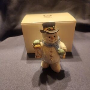 Lenox Ivory Snowman Collection Snowman Holding Lantern Christmas Ornament 4.75"